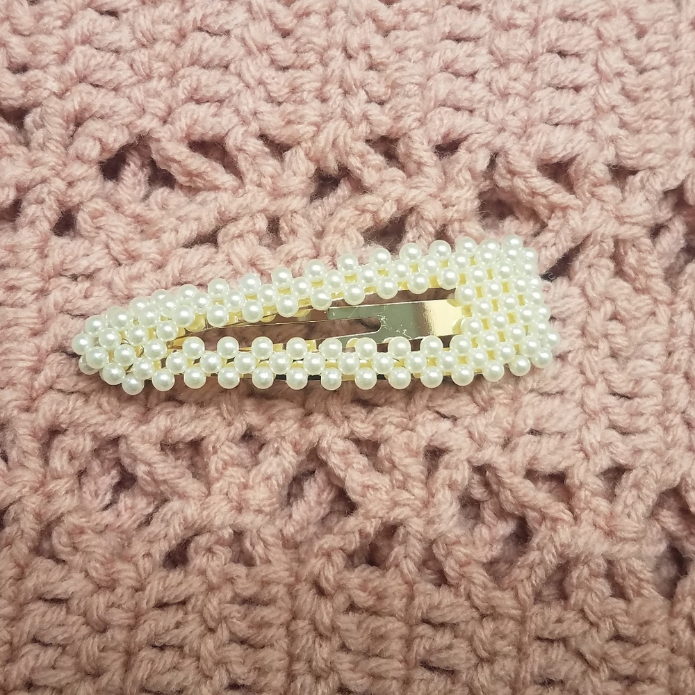 Embellished Pearl Hair Clip